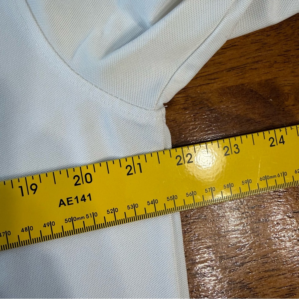 Men's Turtleson Tour Performance White Polo Shirt size medium - Picture 4 of 9